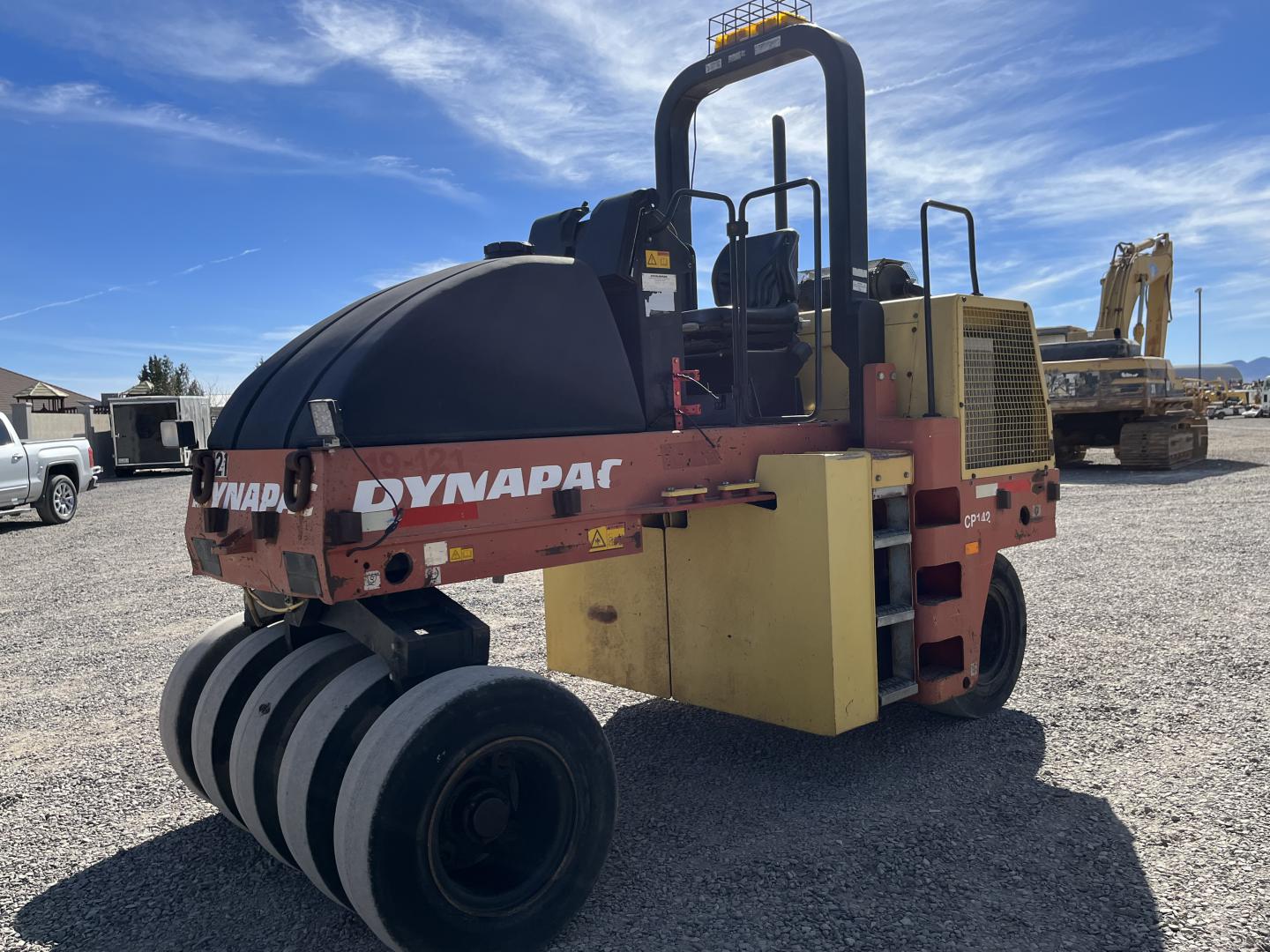 ./imagenes/INVOICE/2019/17352/COMPACTADOR NEUMATICO DYNAPAC CP142 (13).JPG